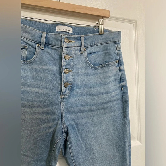 LOFT  Skinny Crop Jeans - Picture 3 of 5